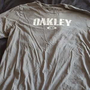 Oakley T-Shirt